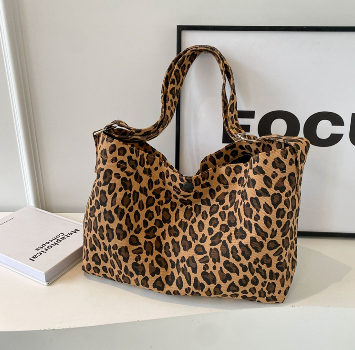 Chic Leopard Print Canvas Bag – Trendy 2024 Oversized Shoulder & Crossbody Tote