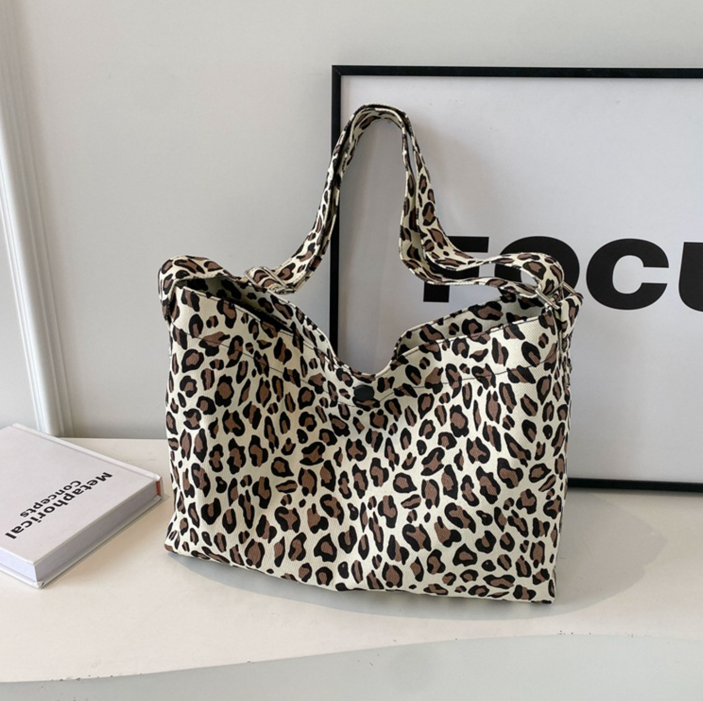 Chic Leopard Print Canvas Bag – Trendy 2024 Oversized Shoulder & Crossbody Tote