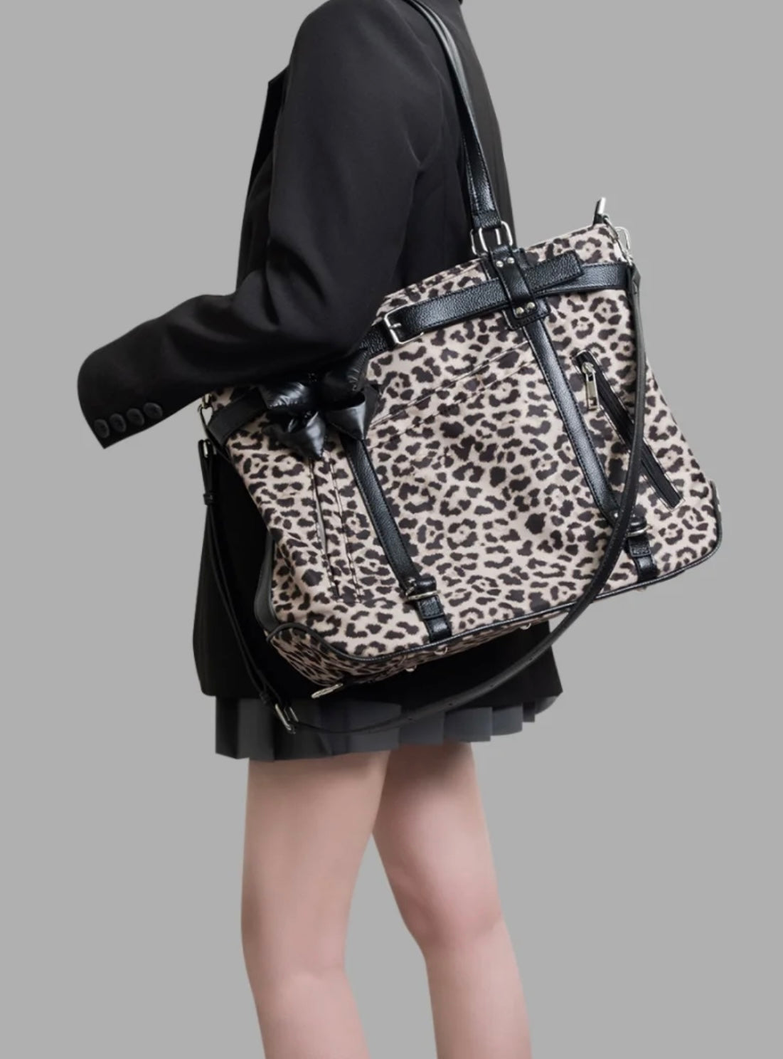 Stylish Leopard & Two-Tone Tote Bag  Spacious, Versatile & Chic