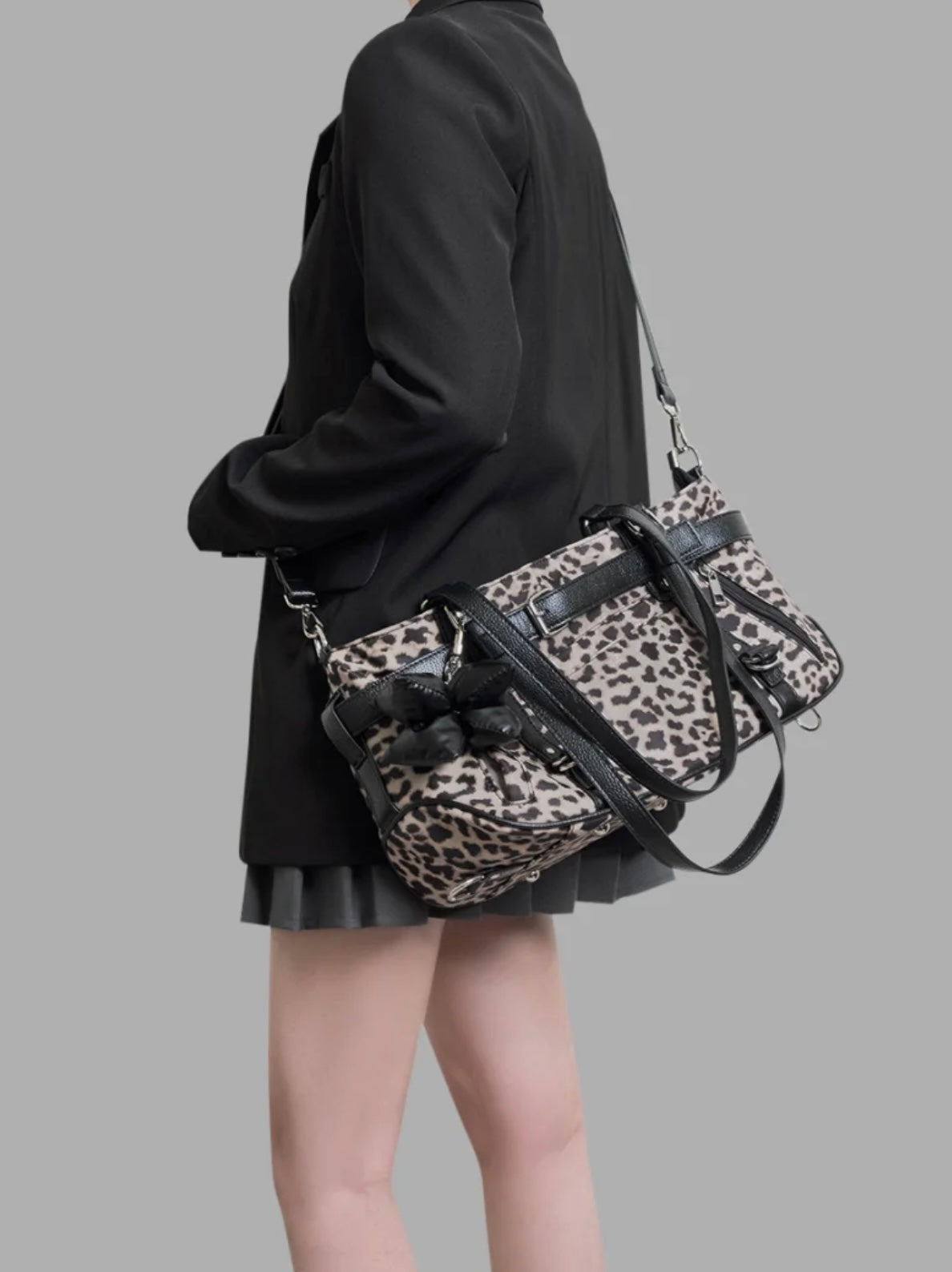 Stylish Leopard & Two-Tone Tote Bag  Spacious, Versatile & Chic